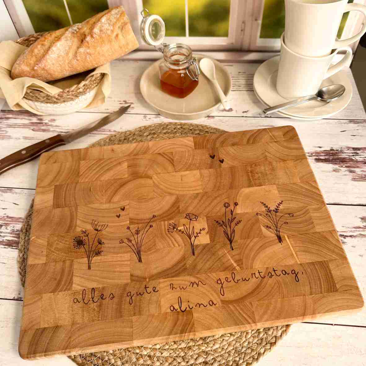 Personalisiertes Schneidebrett Stirnholz