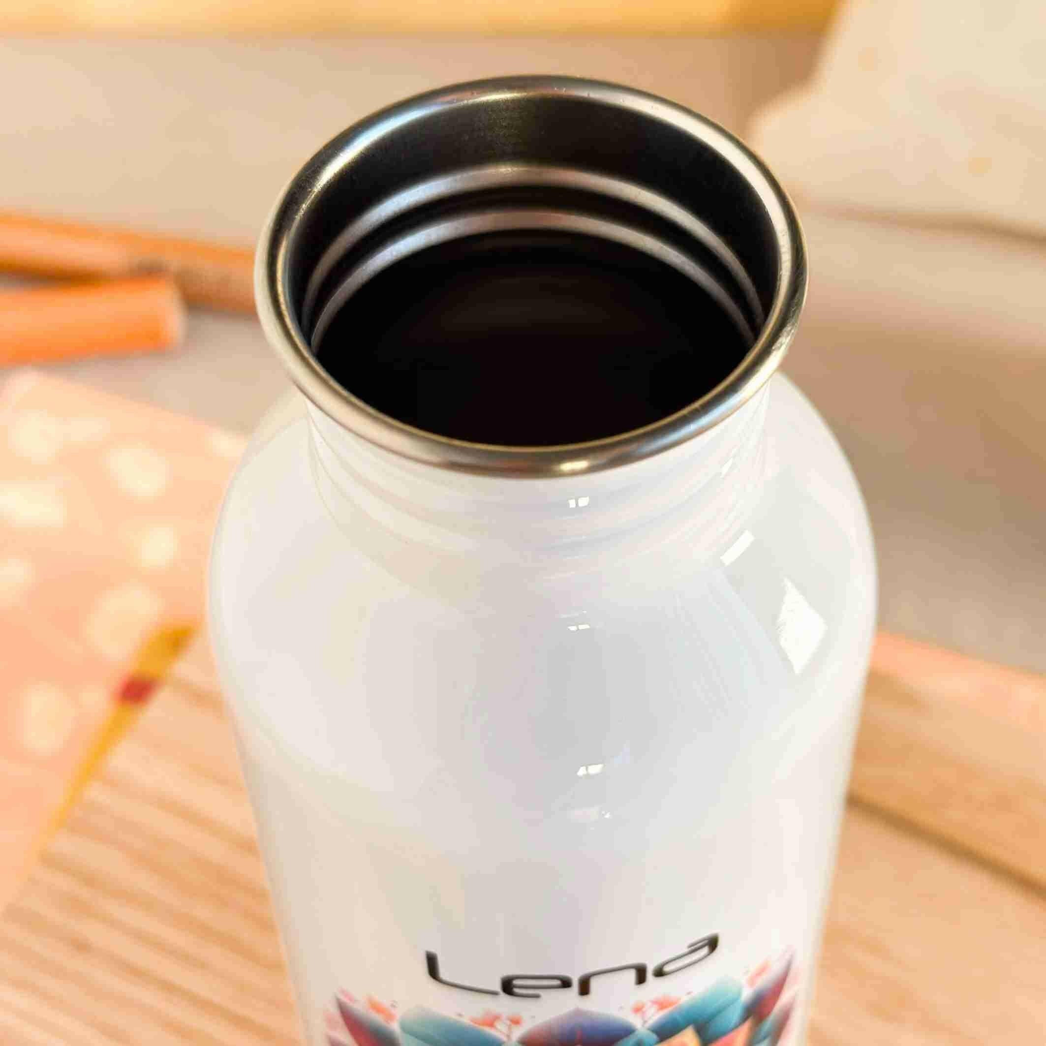 Edelstahl-Trinkflasche Namaste bunt.