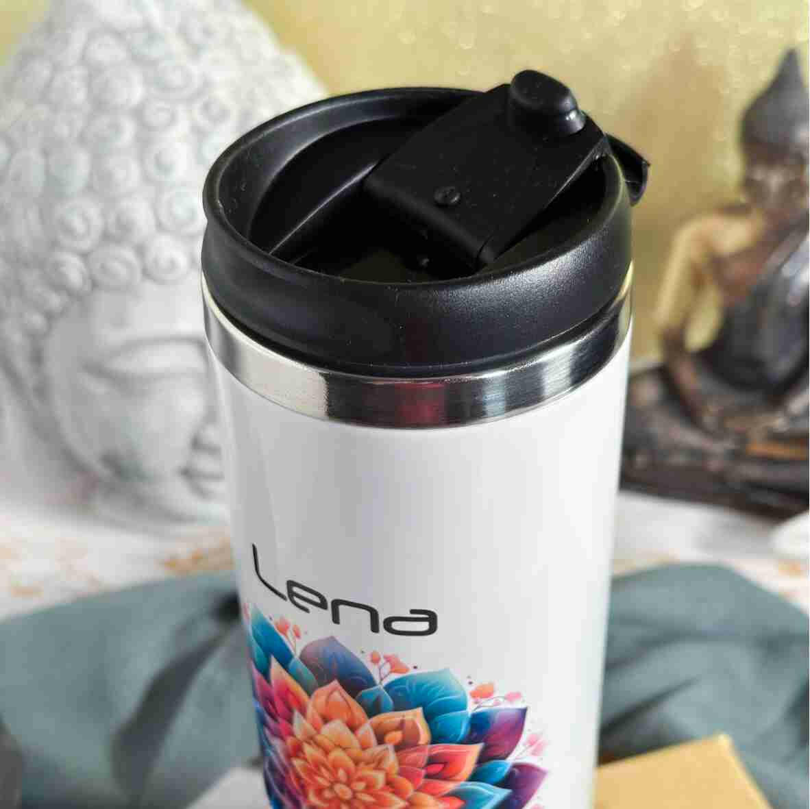 Thermobecher Namaste bunt.