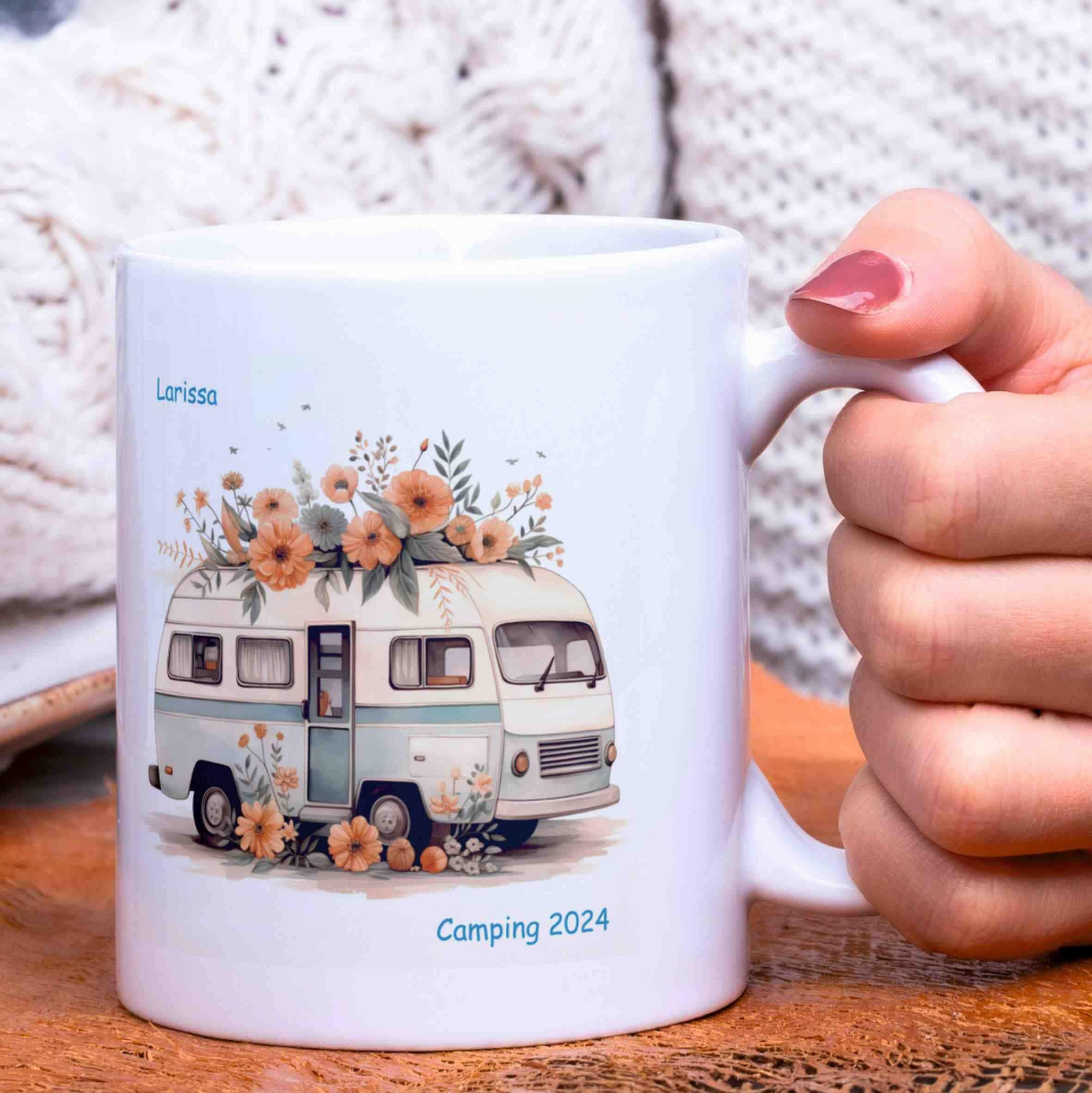 Personalisierte Tasse Camping 2024.