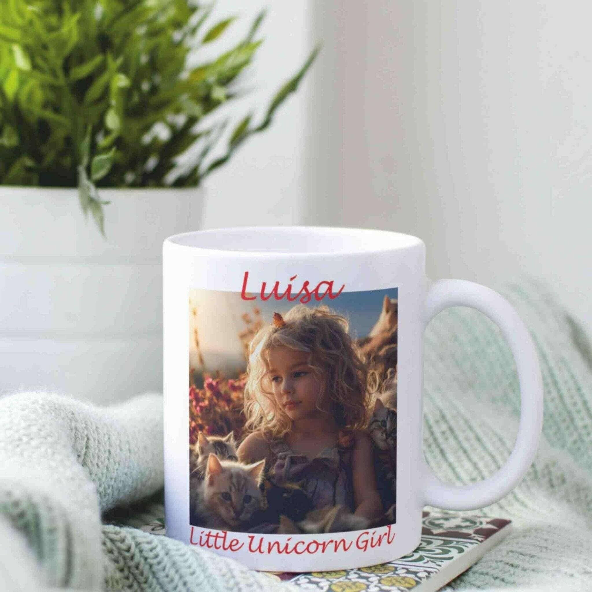 Personalisierte Tasse Little Unicorn Girl.