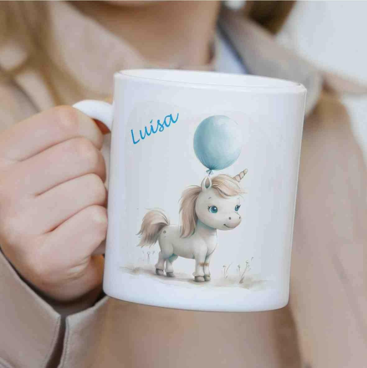 Personalisierte Tasse Pony blauer Ballon.