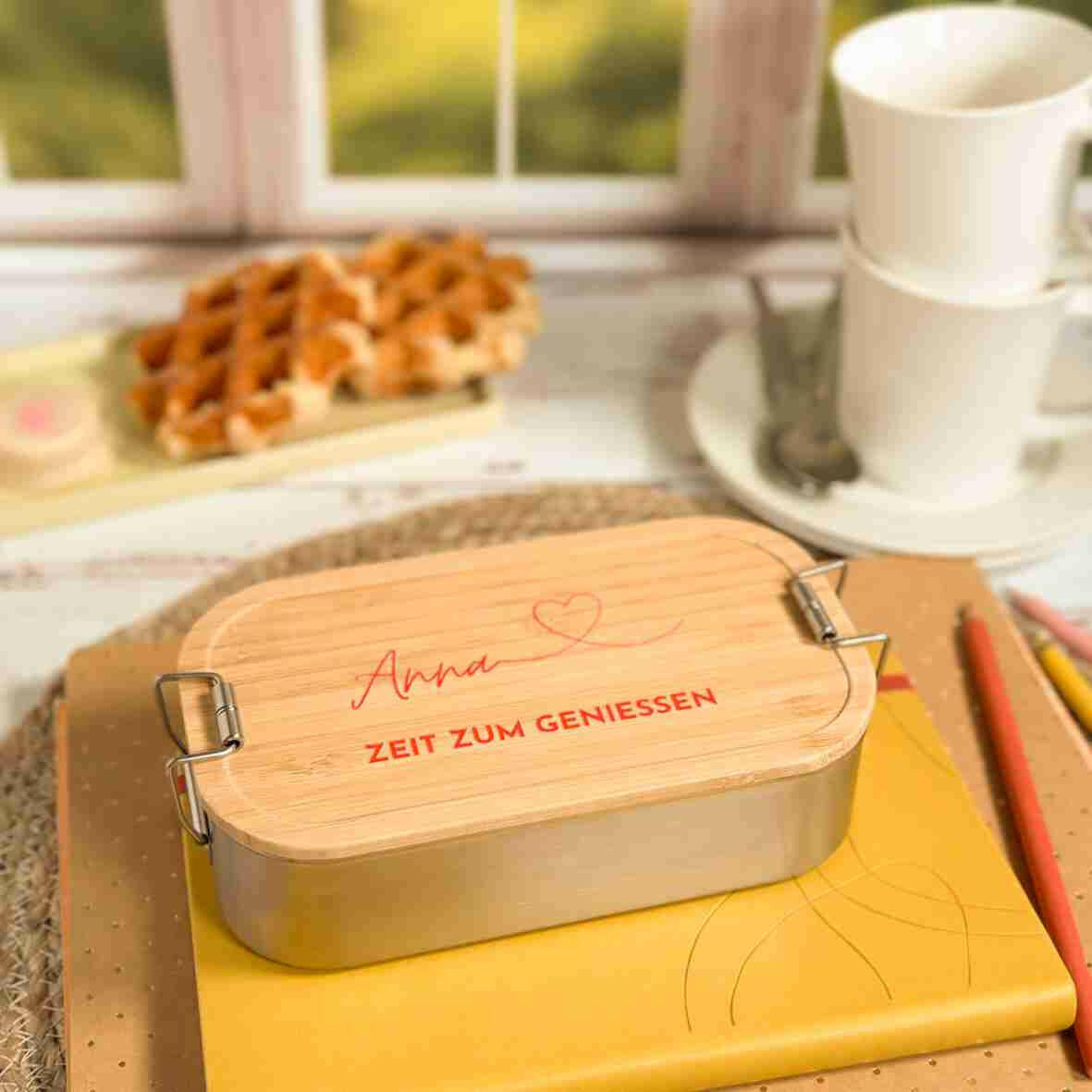 Personalisierte Brotdose - Name, Herz, Spruch ROT.