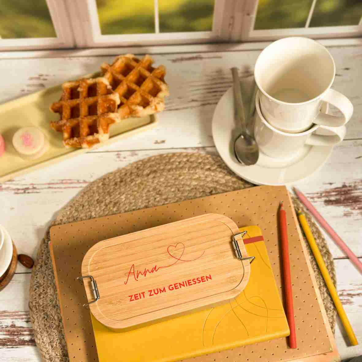 Personalisierte Brotdose - Name, Herz, Spruch ROT.