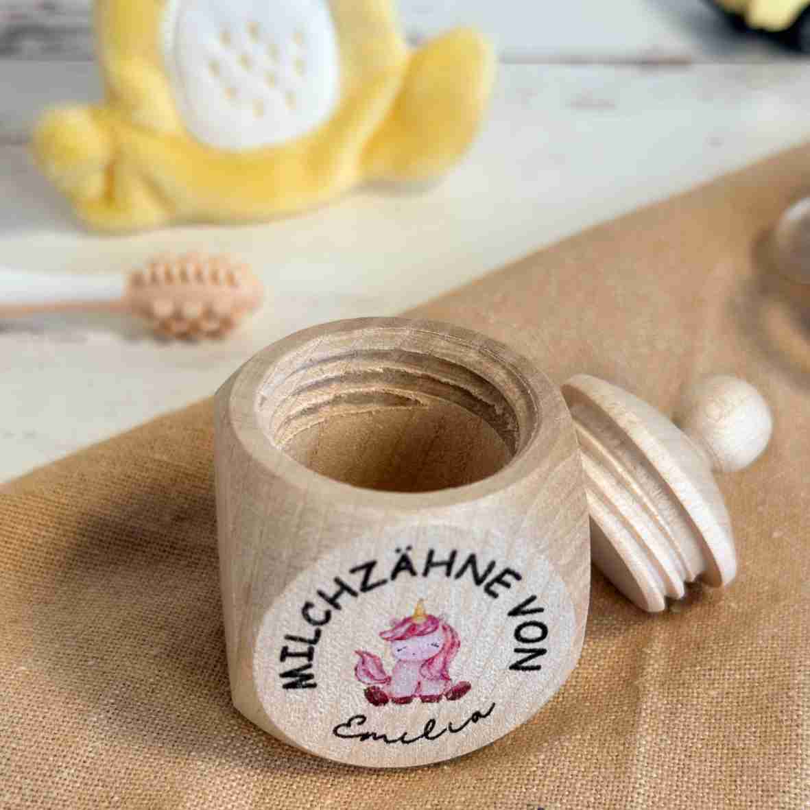 Personalisierte Milchzahndose Einhorn-2 aus Holz