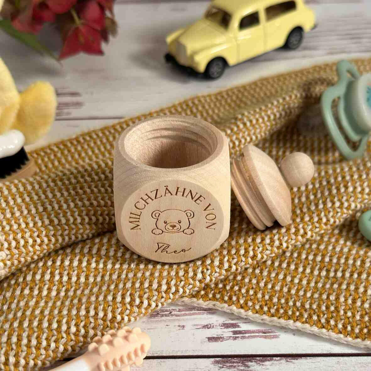 Personalisierte Milchzahndose Teddybär.