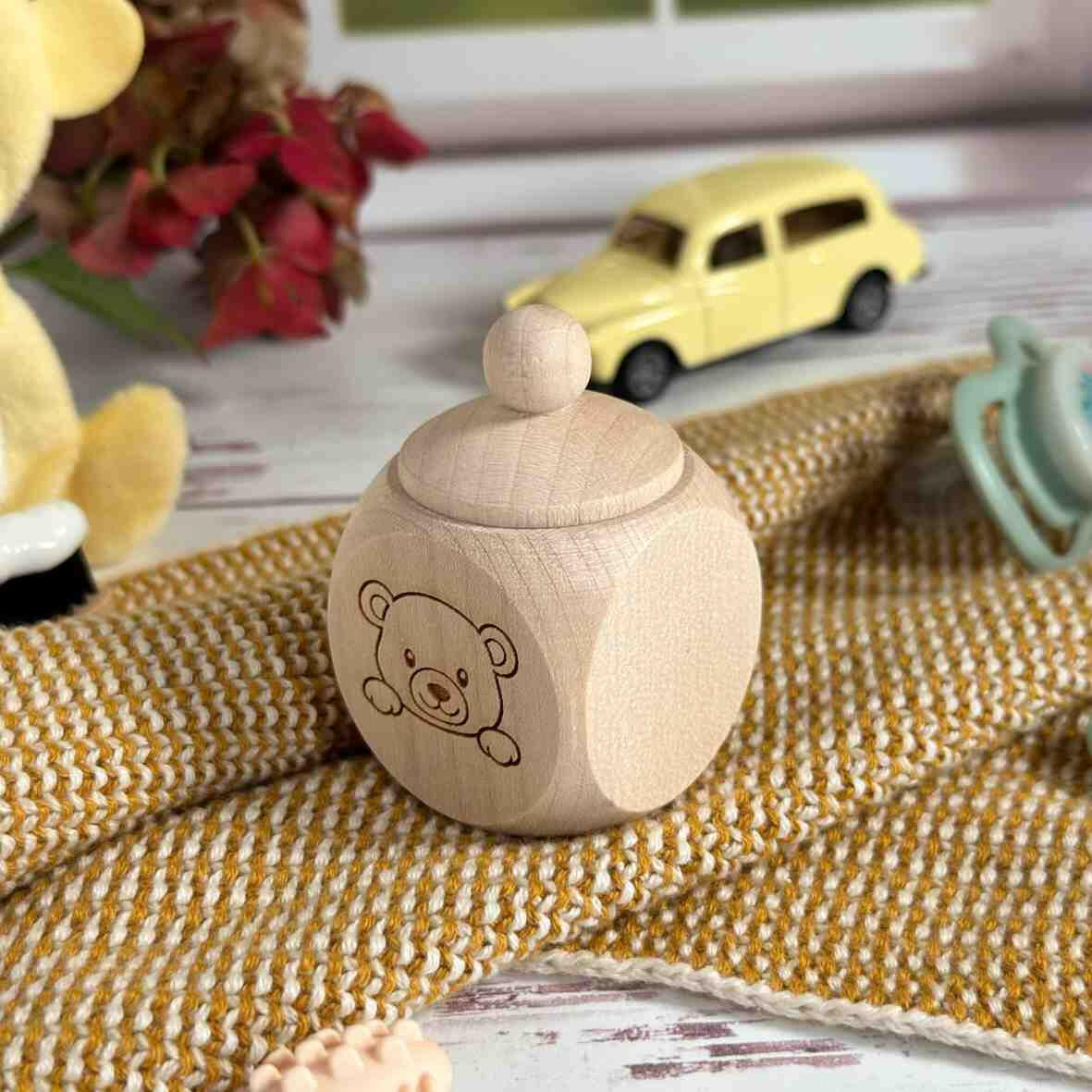 Personalisierte Milchzahndose Teddybär.