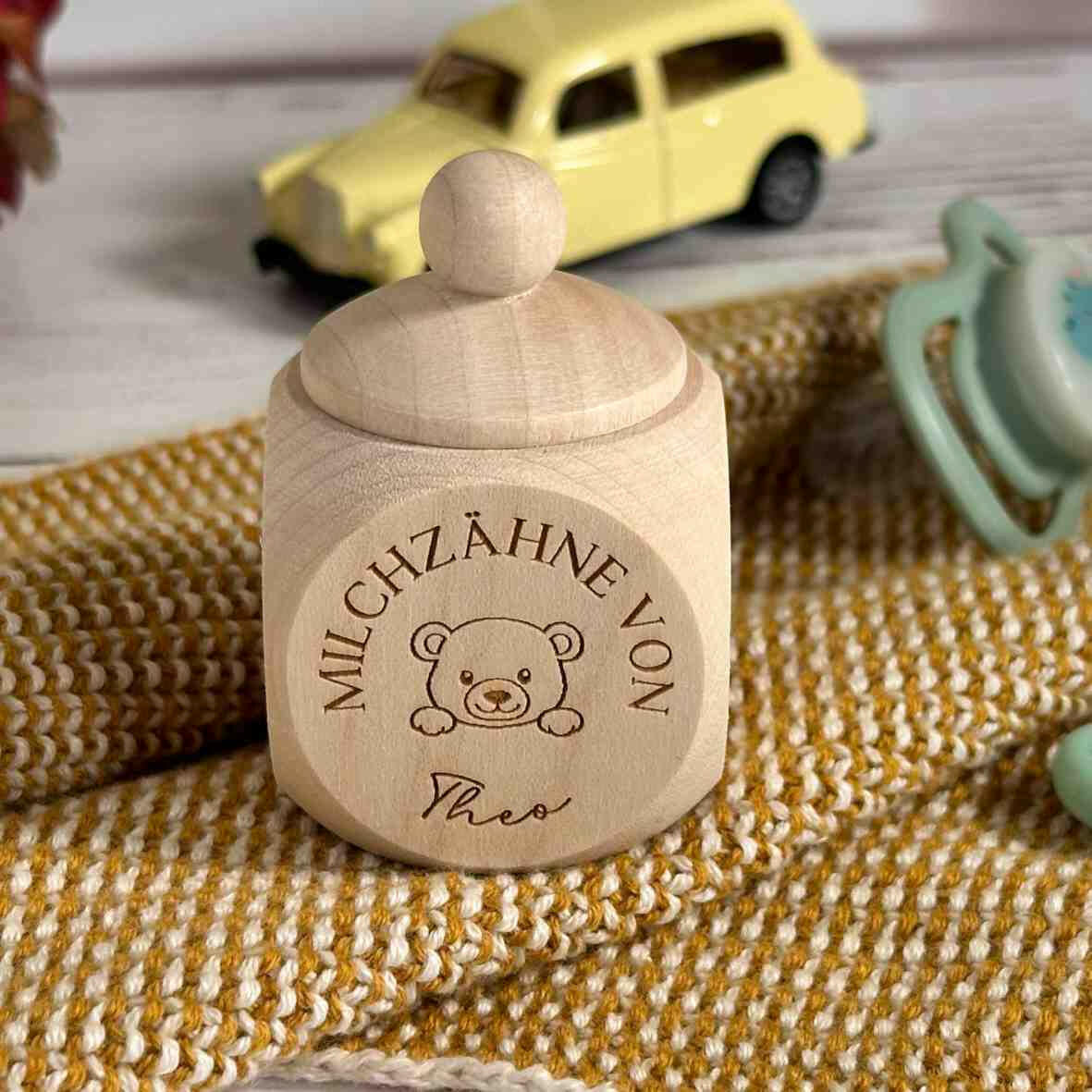 Personalisierte Milchzahndose Teddybär.