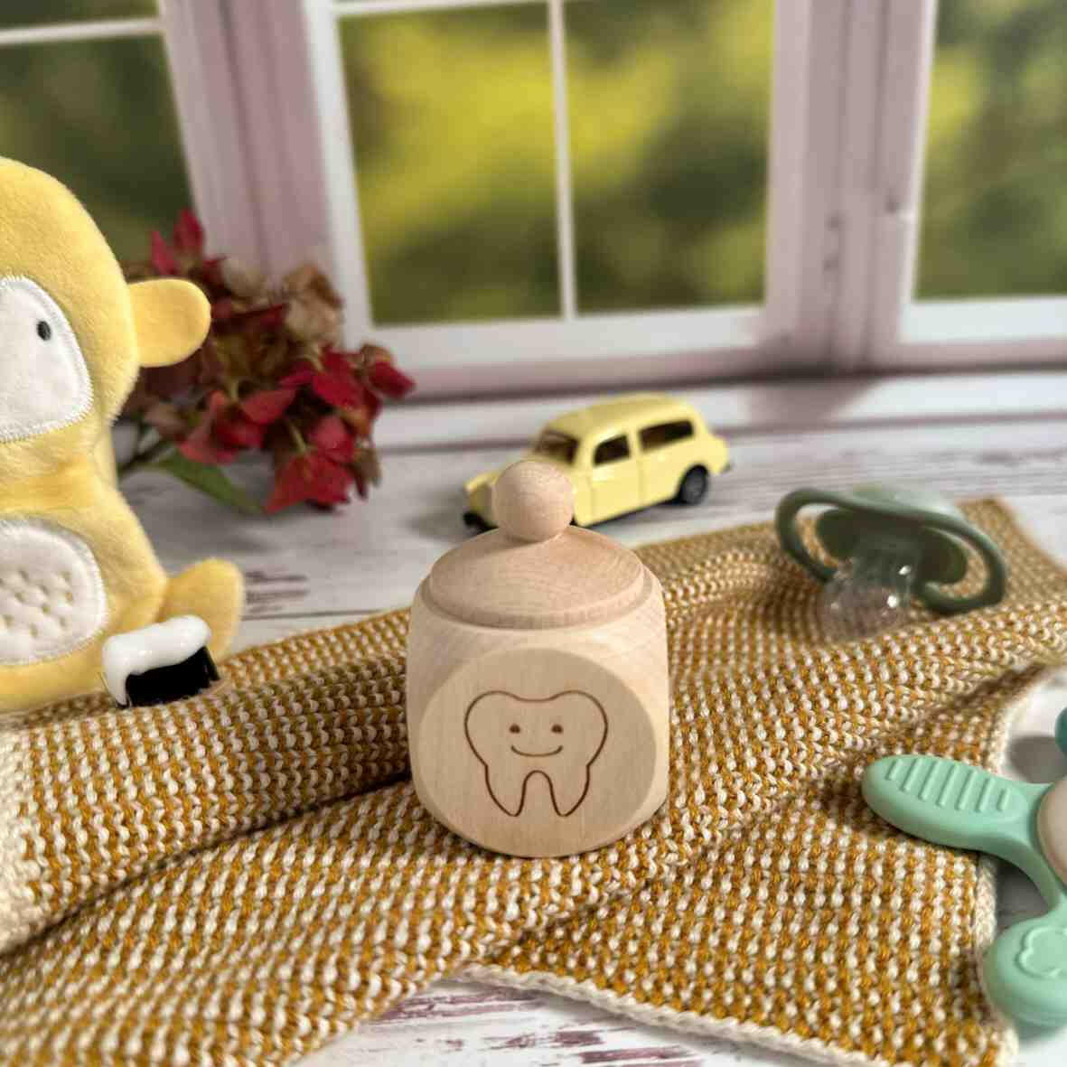 Personalisierte Milchzahndose Zahn.