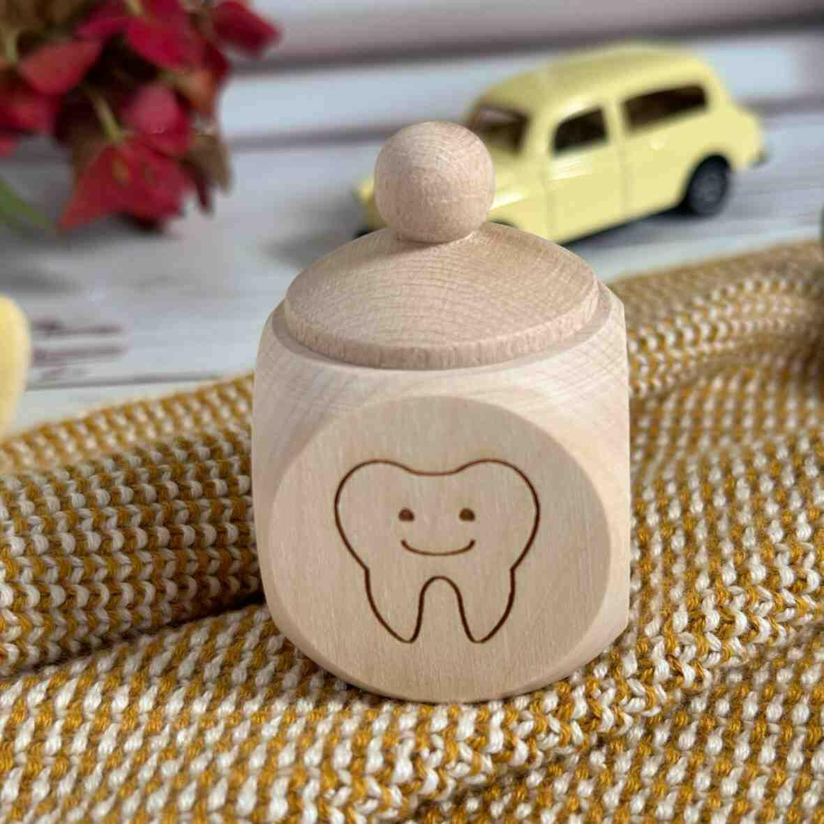 Personalisierte Milchzahndose Zahn.