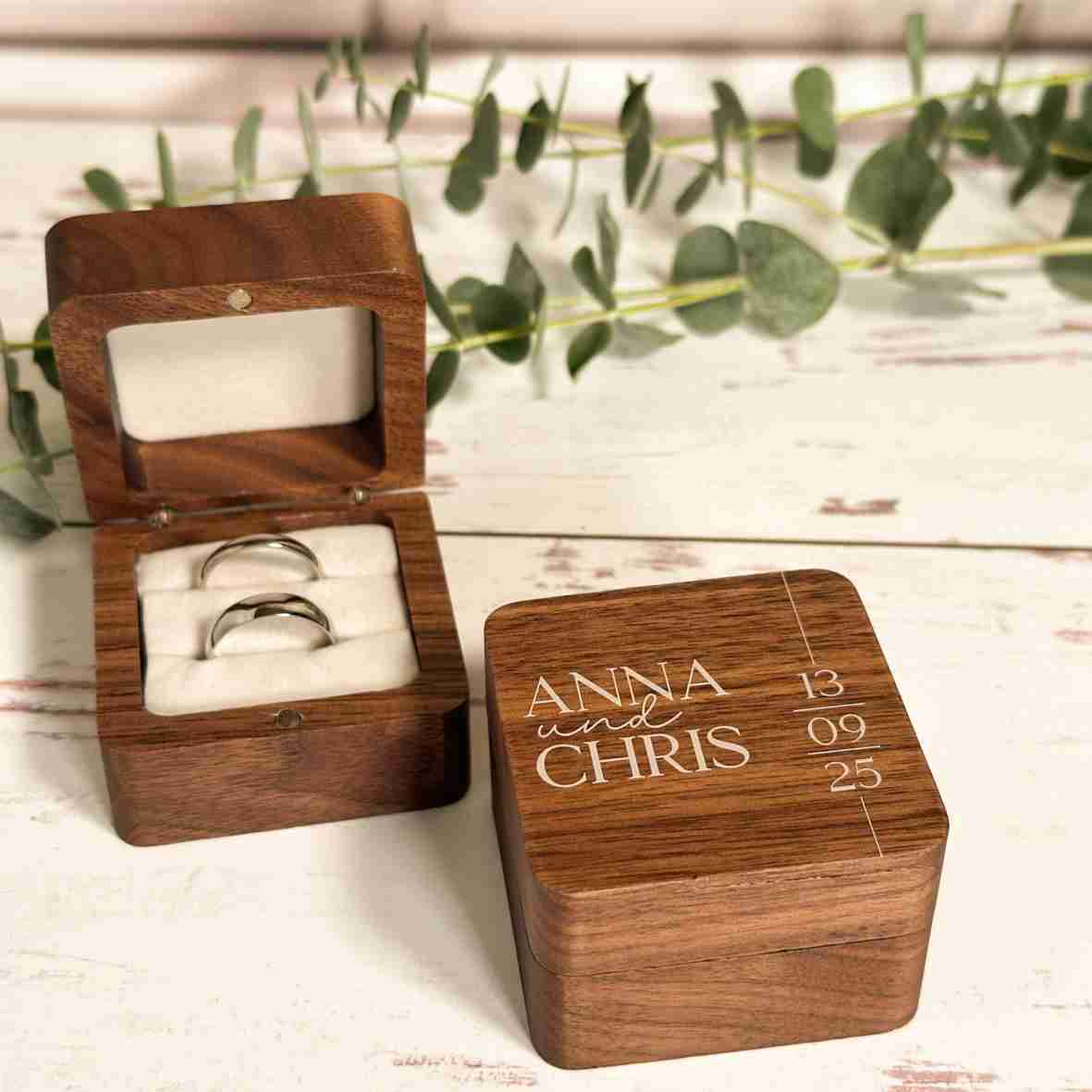 Ringbox Holz personalisiert Namen