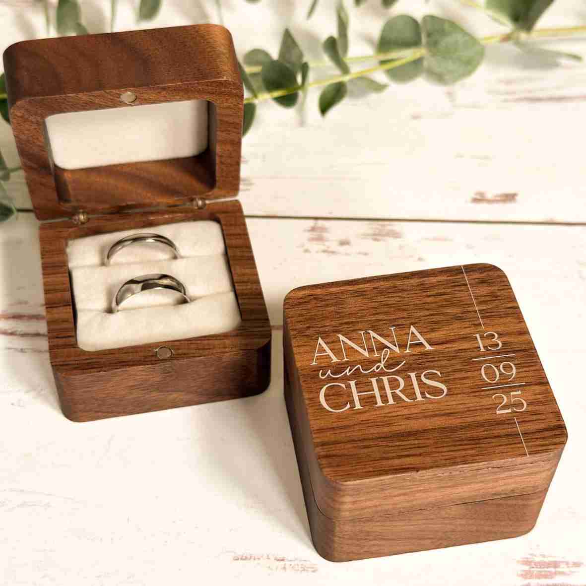 Ringbox Holz personalisiert Namen