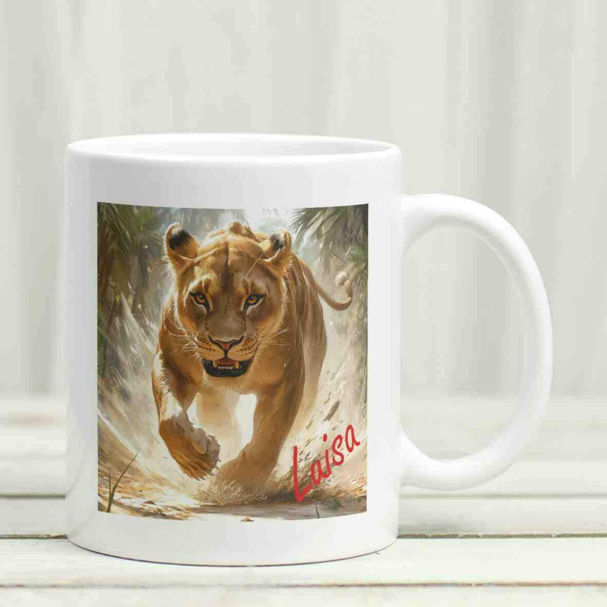 Personalisierte Tasse mächtige Löwin.