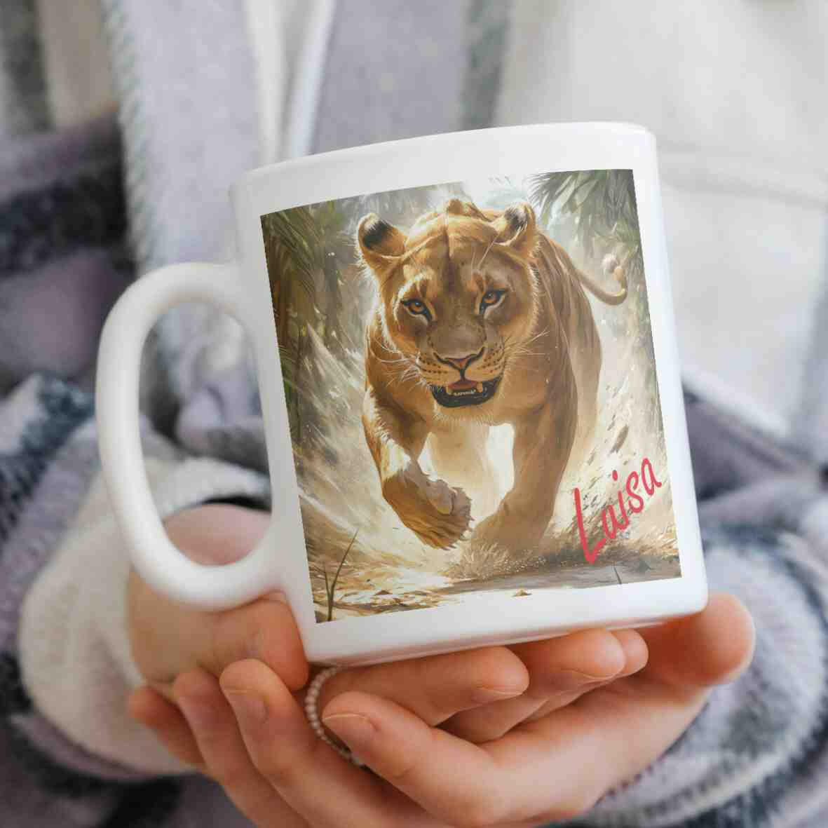 Personalisierte Tasse mächtige Löwin.
