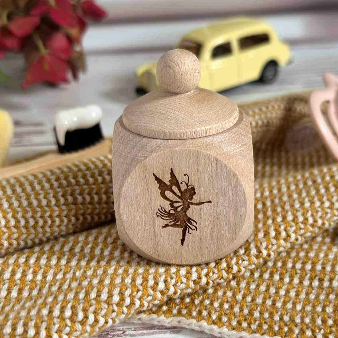 Personalisierte Milchzahndose Fee.