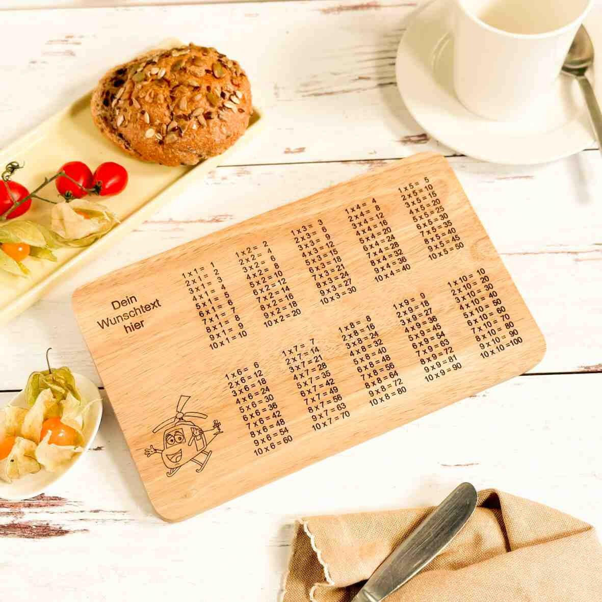 Personalisiertes Frühstücksbrettchen 1 x 1 Schulkind (2).