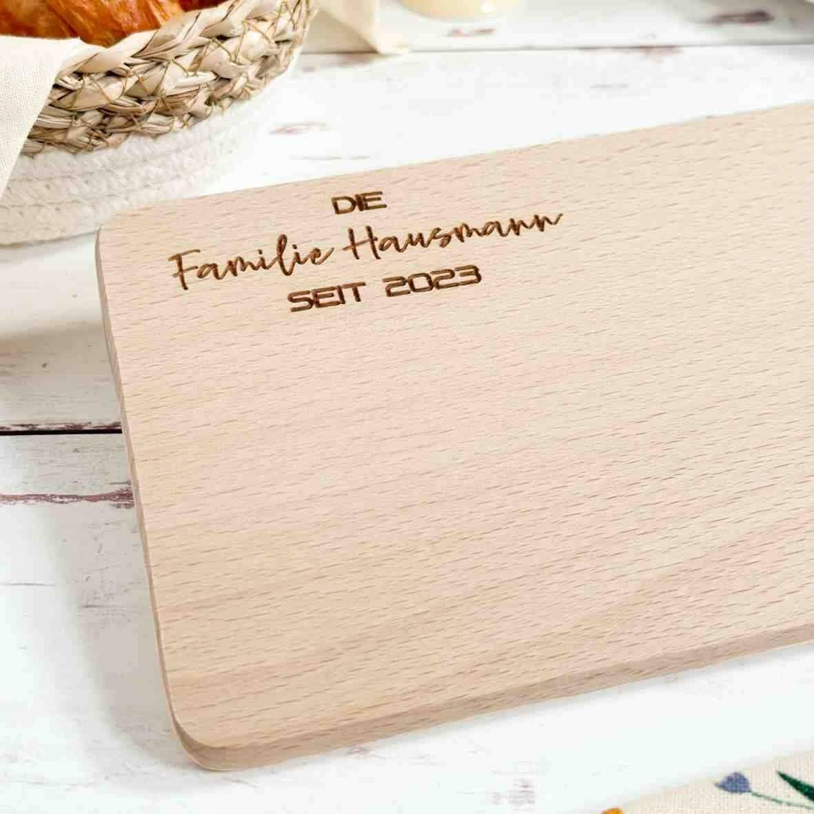 Personalisiertes Frühstücksbrettchen Familie (1).
