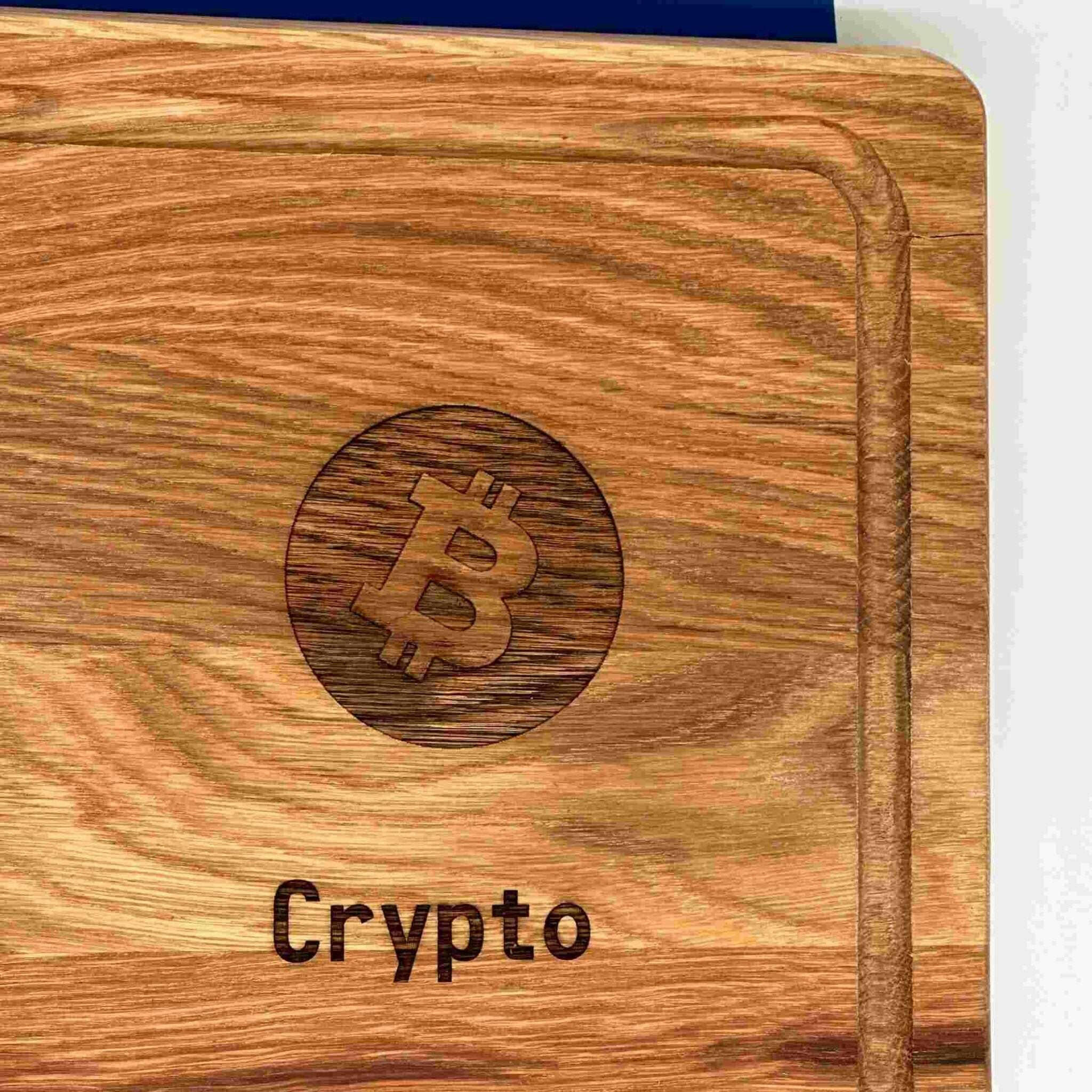 Personalisiertes Schneidebrett Eiche Bitcoin Genesis Block.