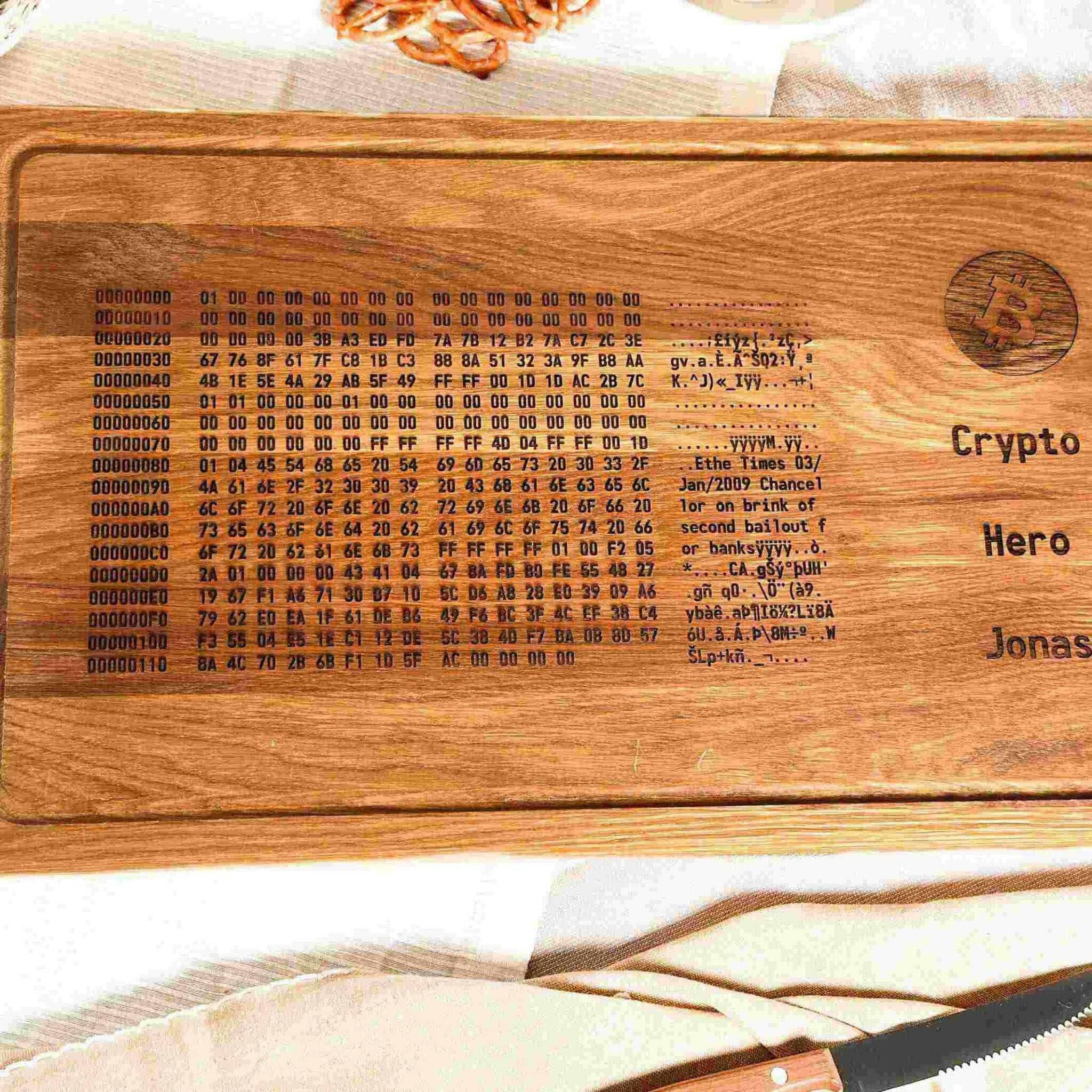 Personalisiertes Schneidebrett Eiche Bitcoin Genesis Block.