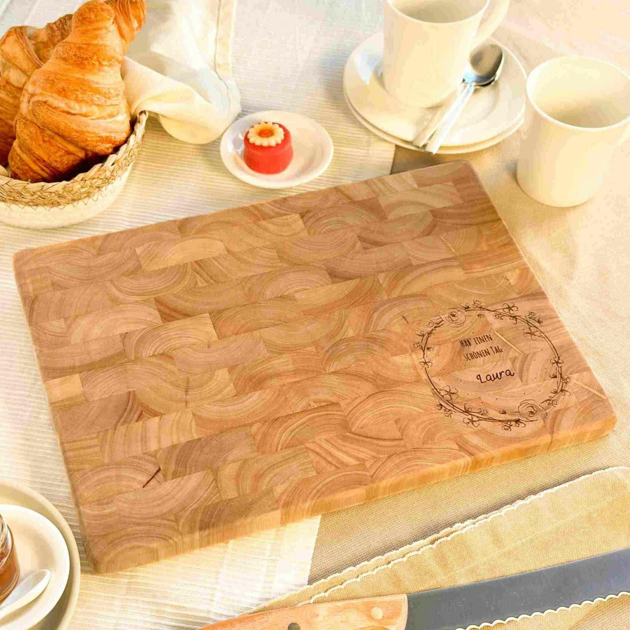 Stirnholz Blumenranke personalisiert