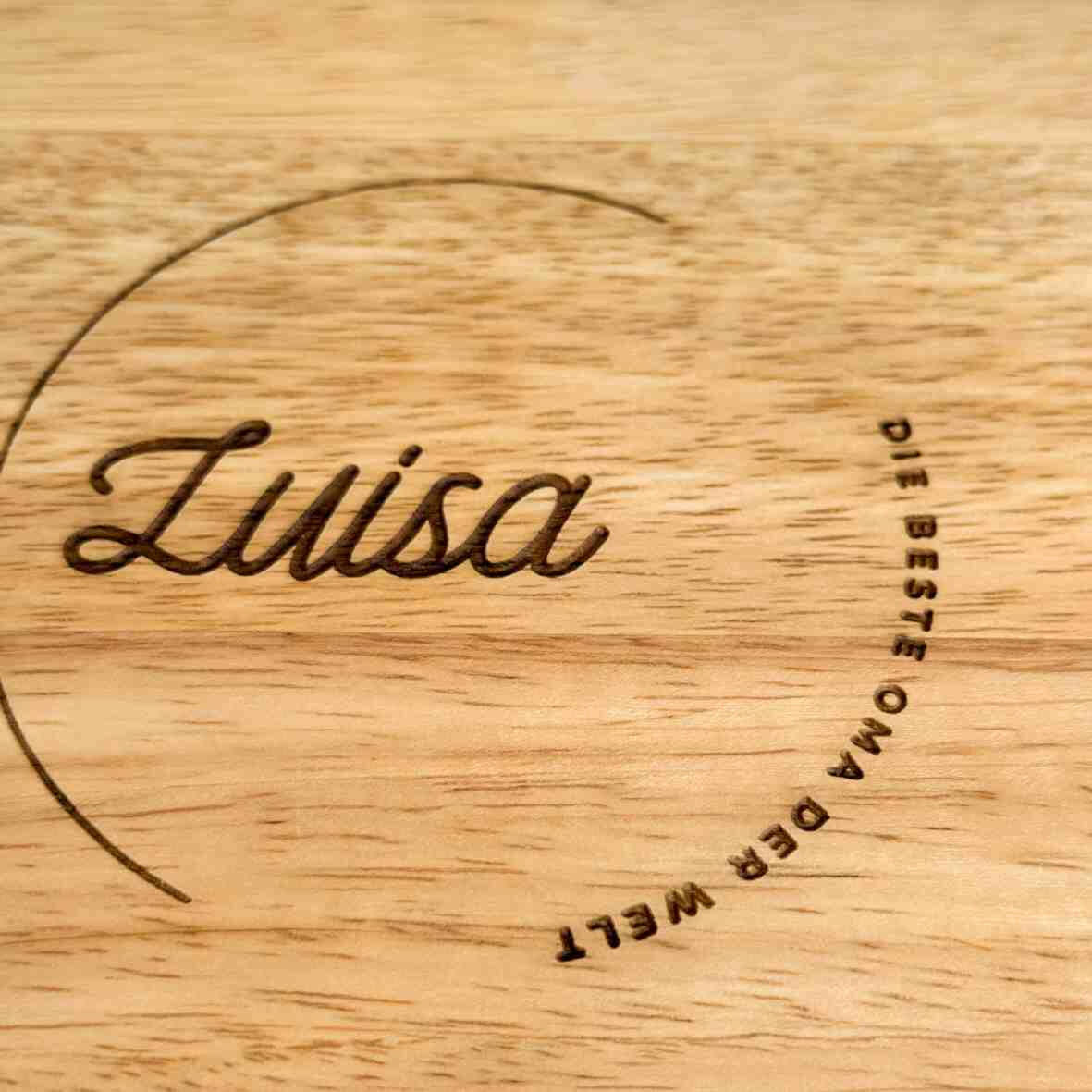 Personalisiertes Frühstücksbrettchen mit Name Kreis Spruch.