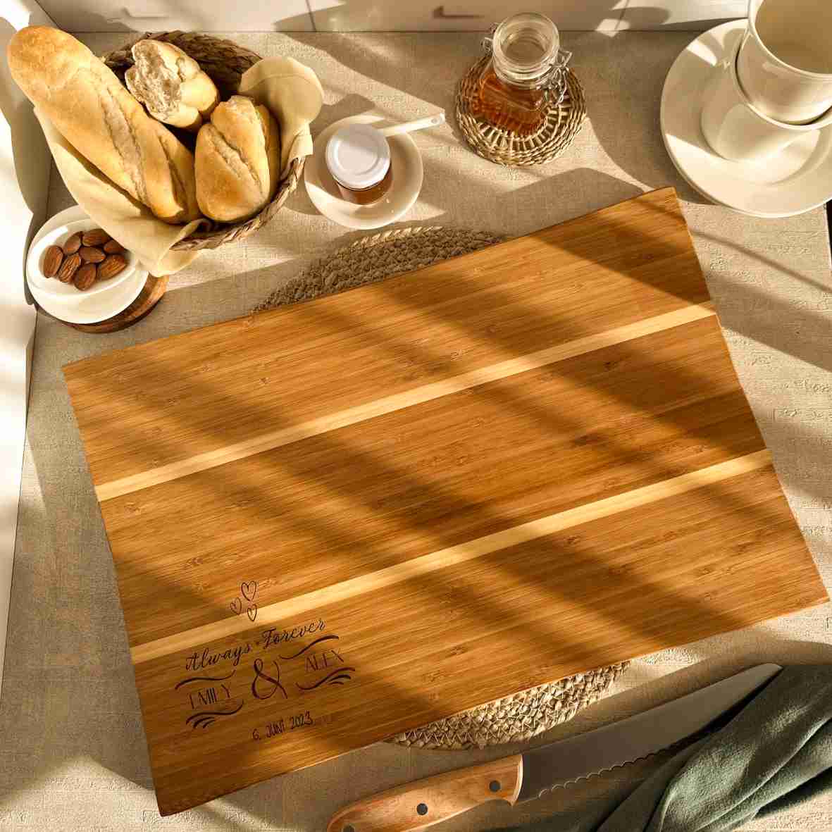 Personalisiertes Schneidebrett Bambus mit Namen