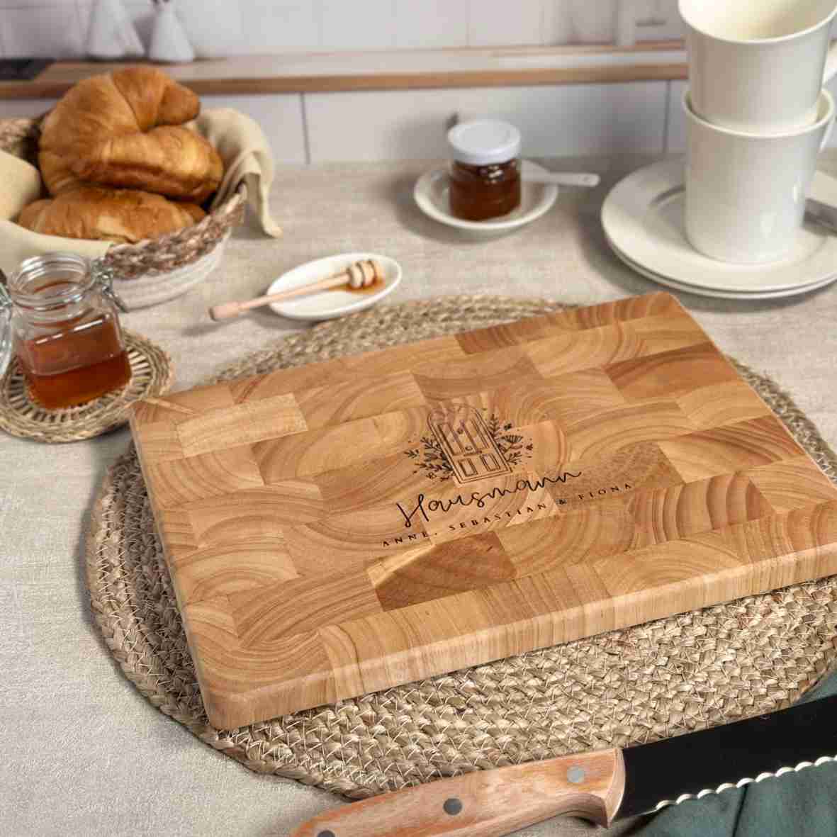 Personalisiertes Schneidebrett Haus Namen