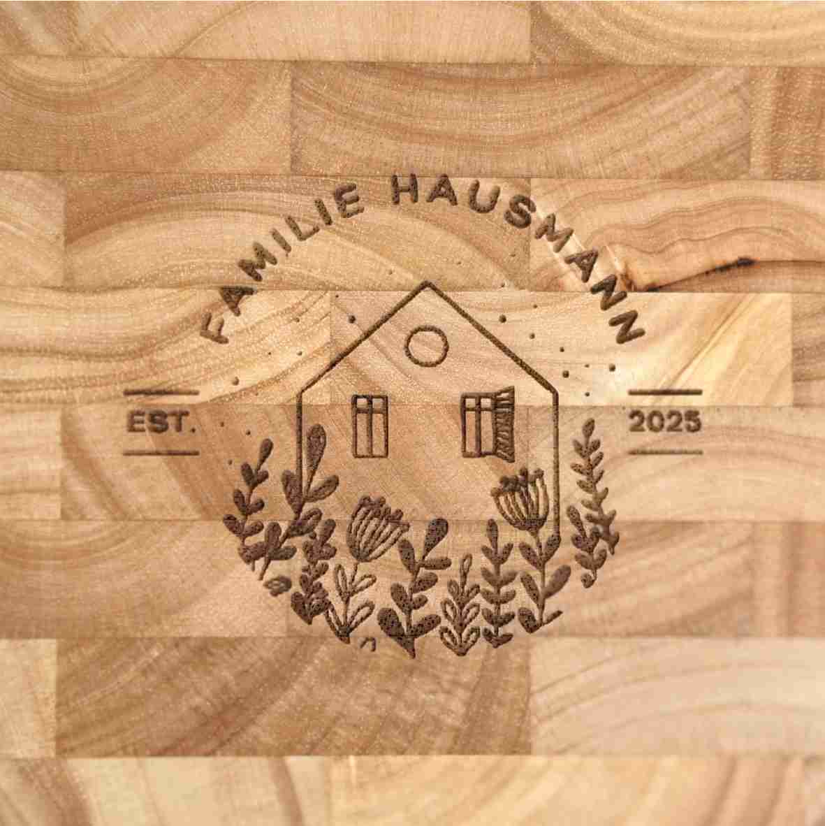 Personalisierte Stirnholz Schneidebrett Hausgravur Familiennamen