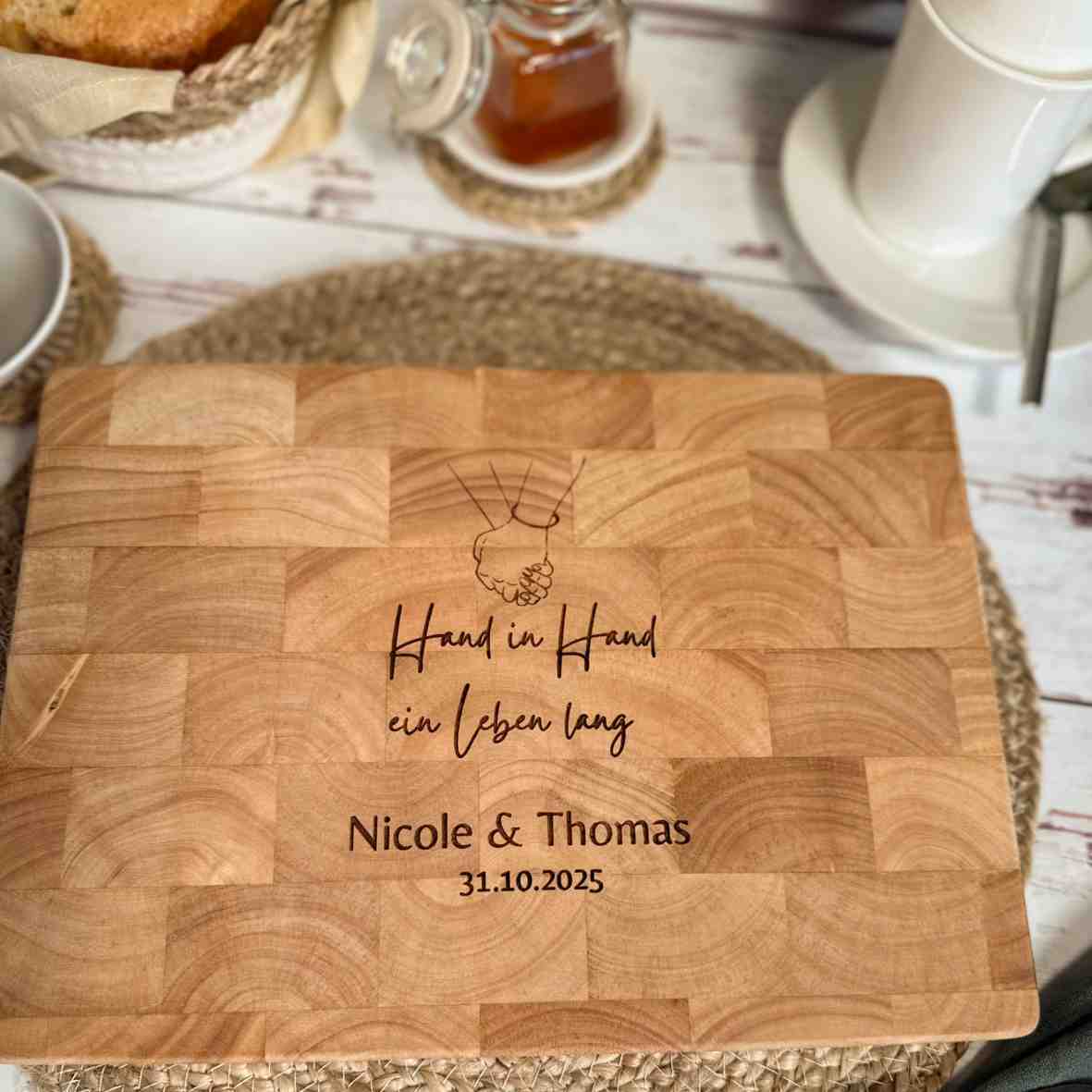 Personalisiertes Holz Schneidebrett Gravur