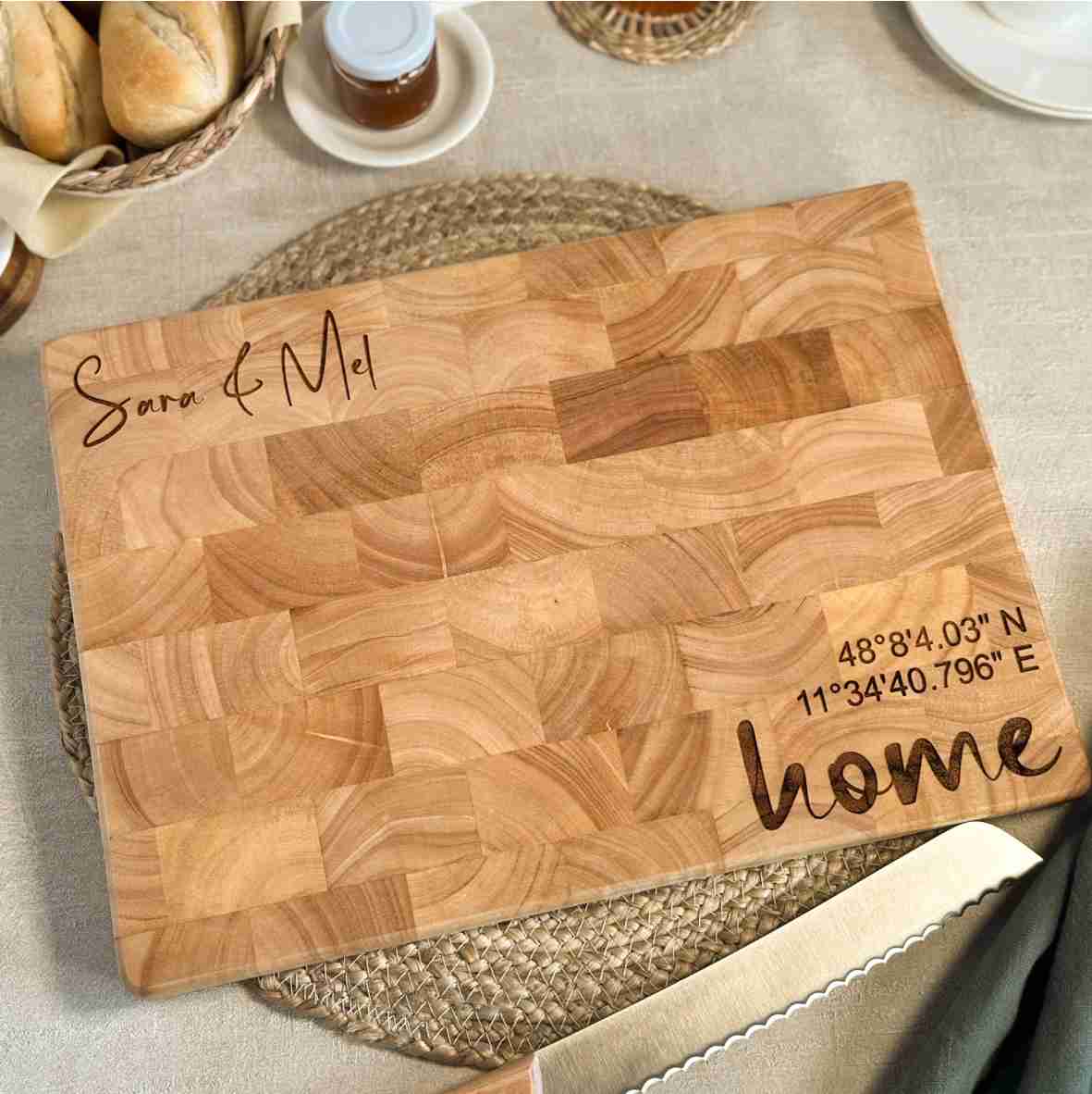 Schneidebrett Stirnholz – personalisiert