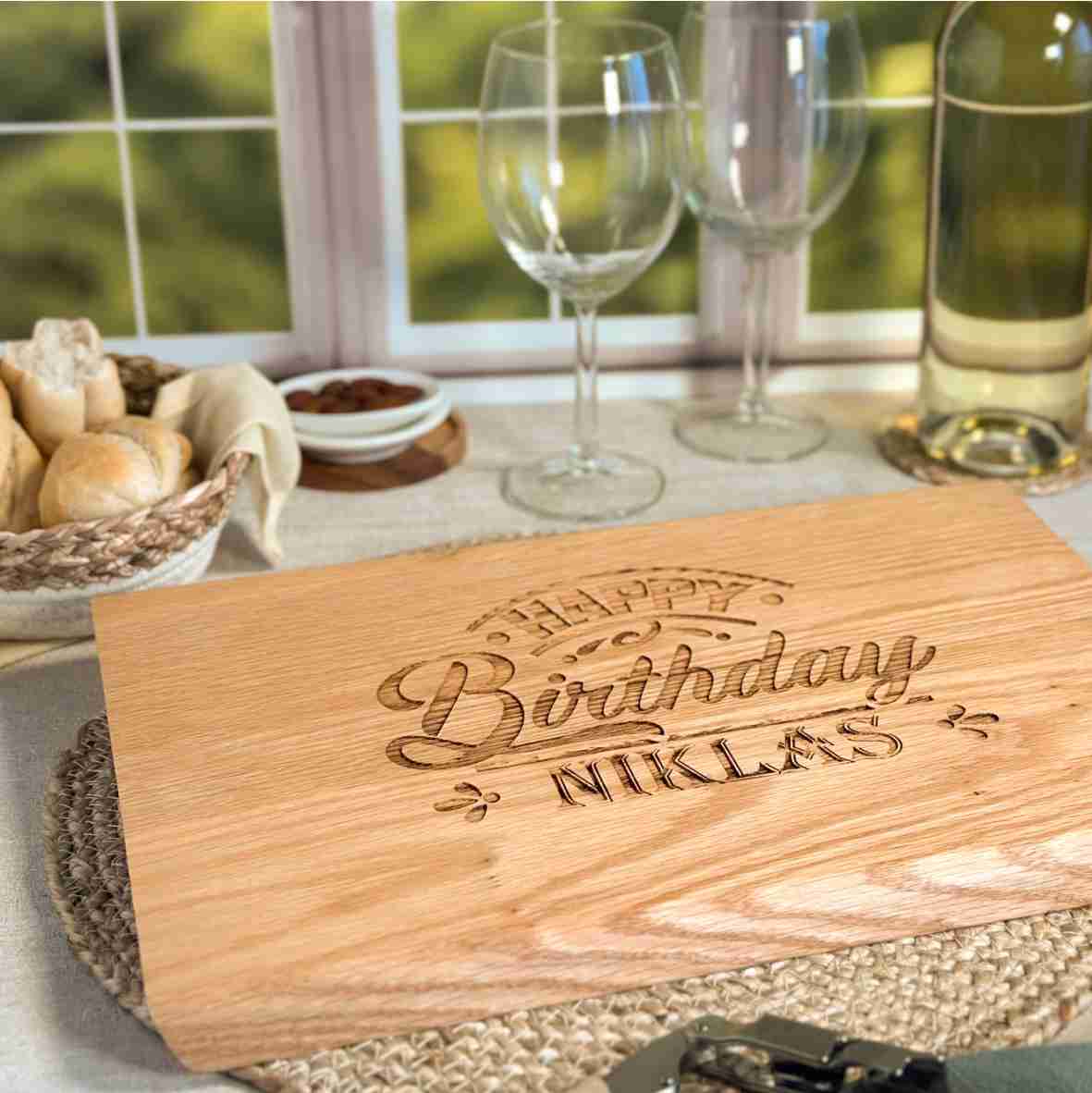 Graviertes Schneidebrett Eiche mit Namen