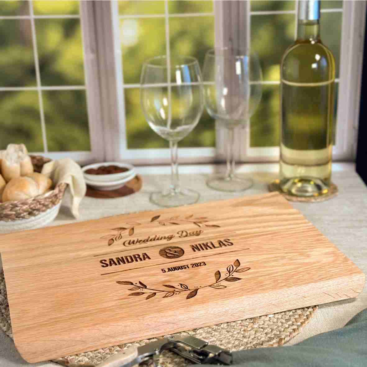 Personalisiertes Eichen-Schneidebrett Wedding Day