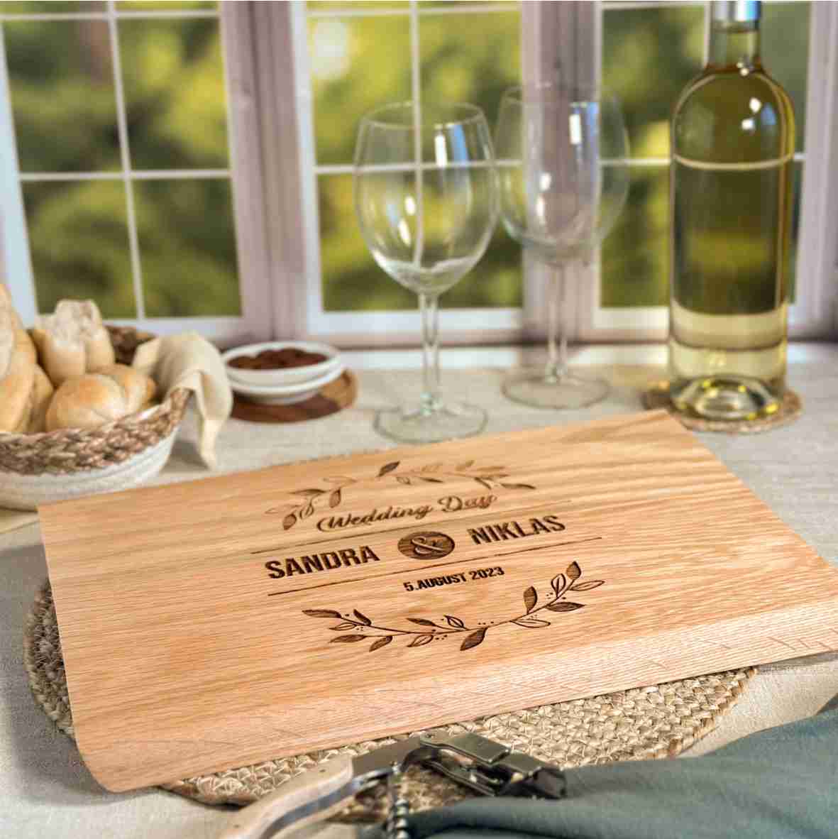 Personalisiertes Eichen-Schneidebrett Wedding Day