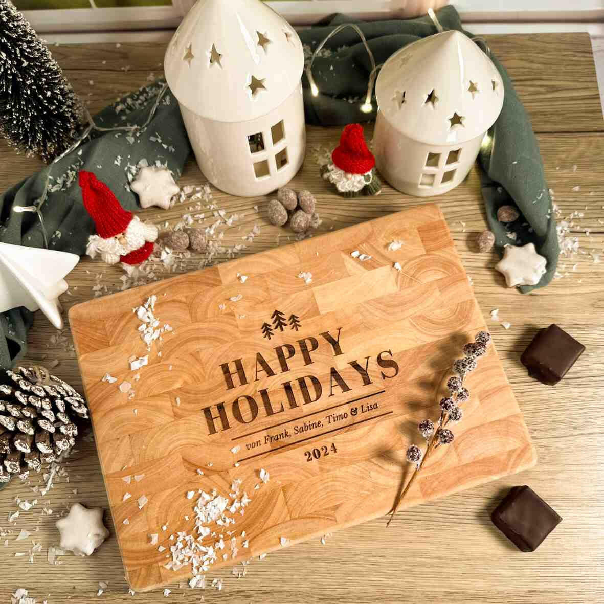 Personalisiertes Schneidebrett Stirnholz Happy Holidays 2024.