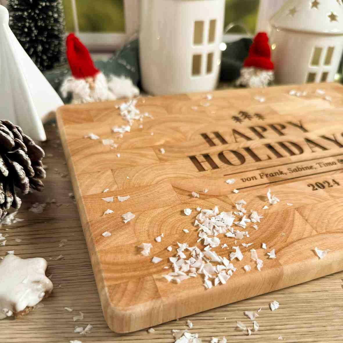 Personalisiertes Schneidebrett Stirnholz Happy Holidays 2024.