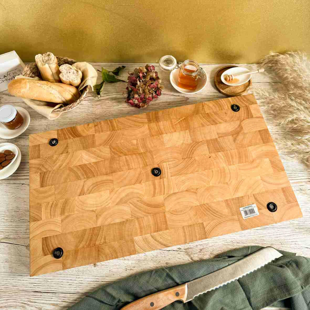 Personalisiertes Schneidebrett Stirnholz Initialen extragroß.