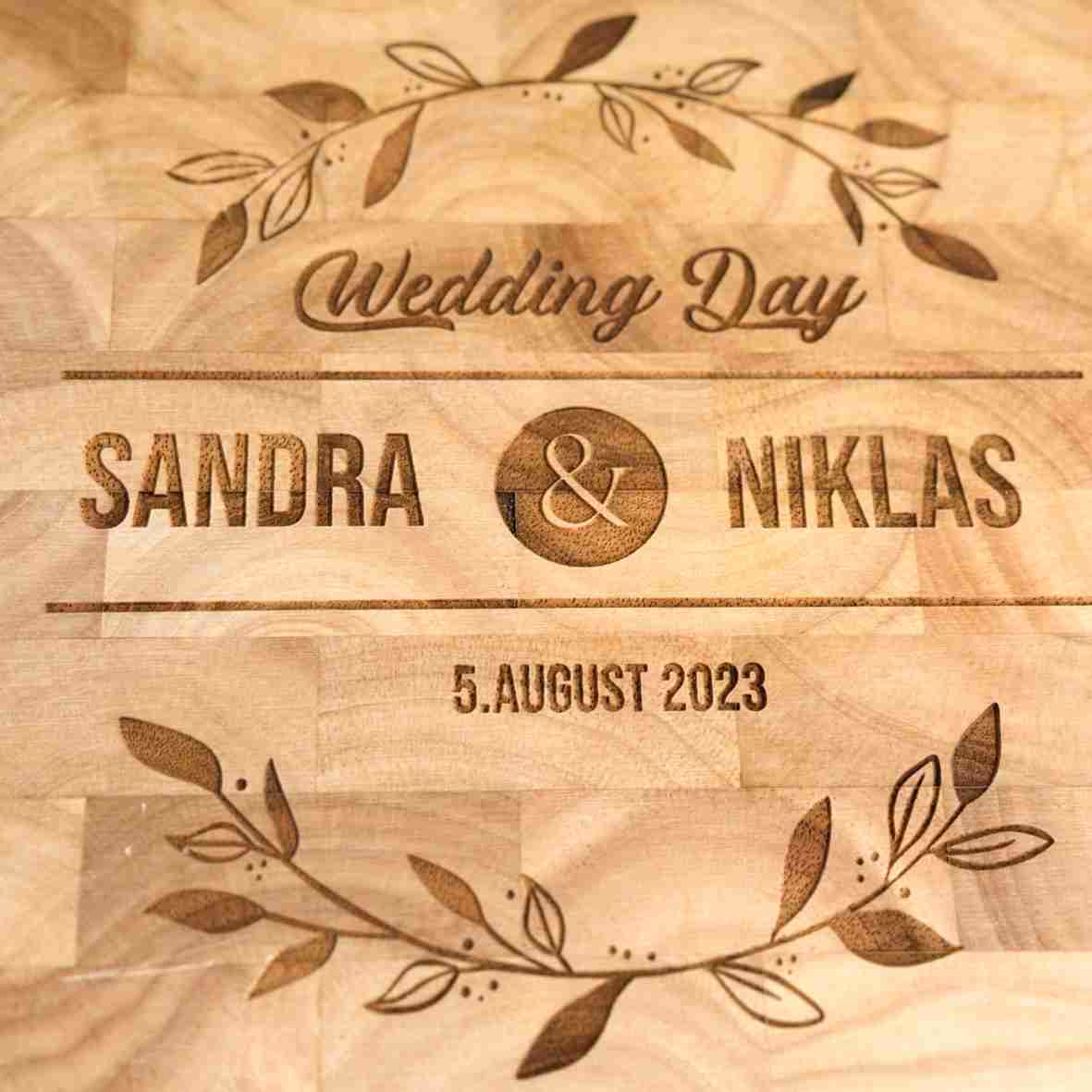 Graviertes Schneidebrett Hochzeit Geschenk