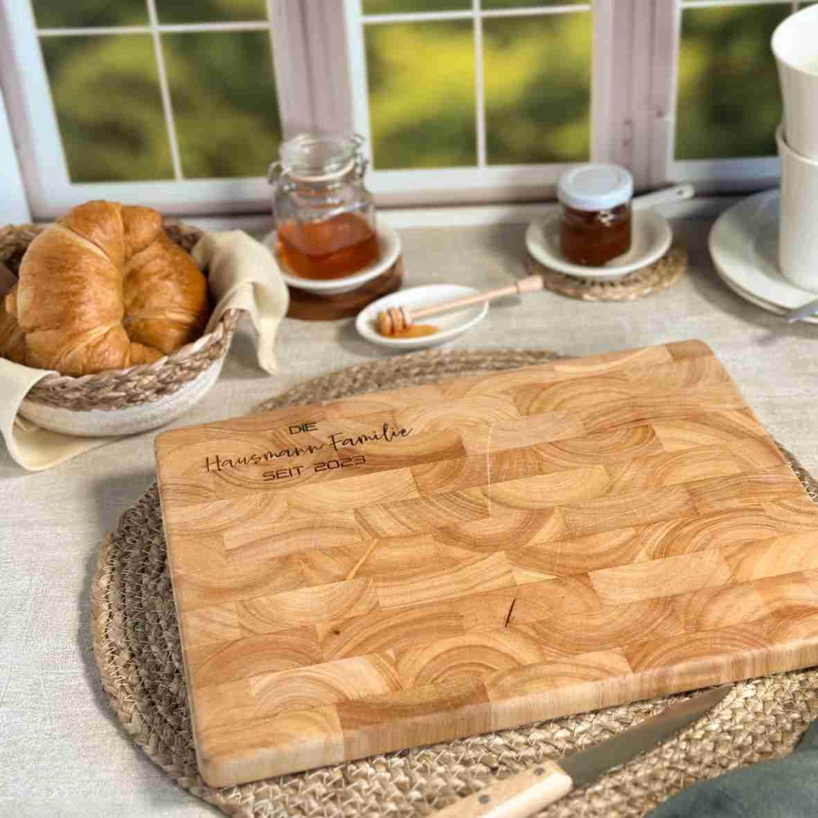 Personalisiertes Schneidebrett Stirnholz Familie zur Hochzeit