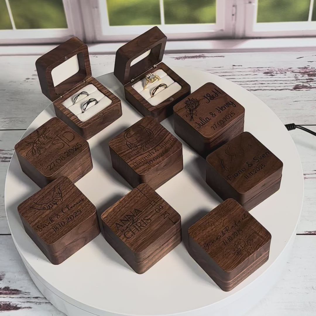 Gravierte Ringbox aus Holz