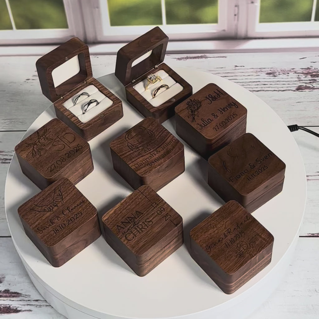 Gravierte Ringbox aus Holz