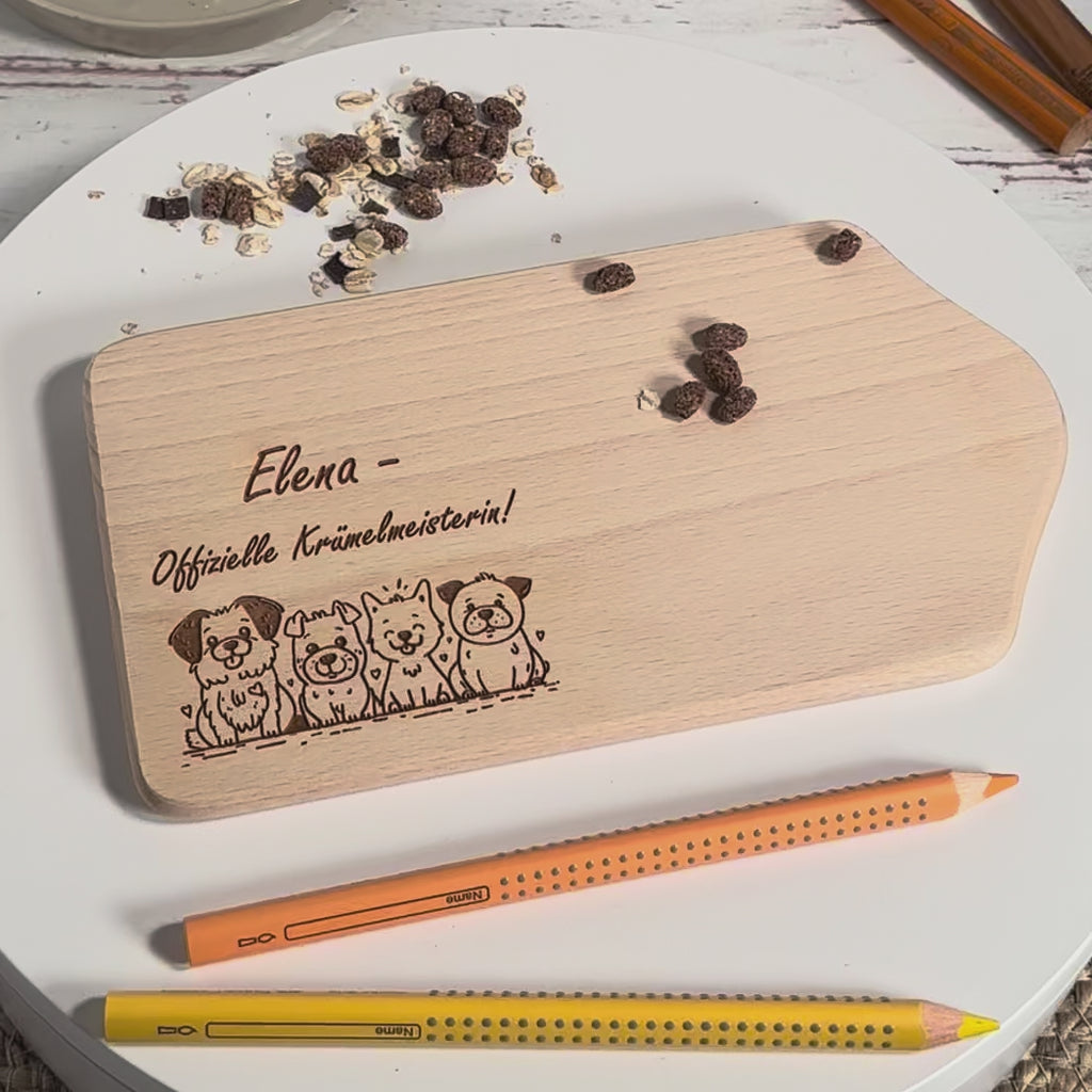 Personalisiertes Frühstücksbrettchen Hund aus Buchenholz mit Name
