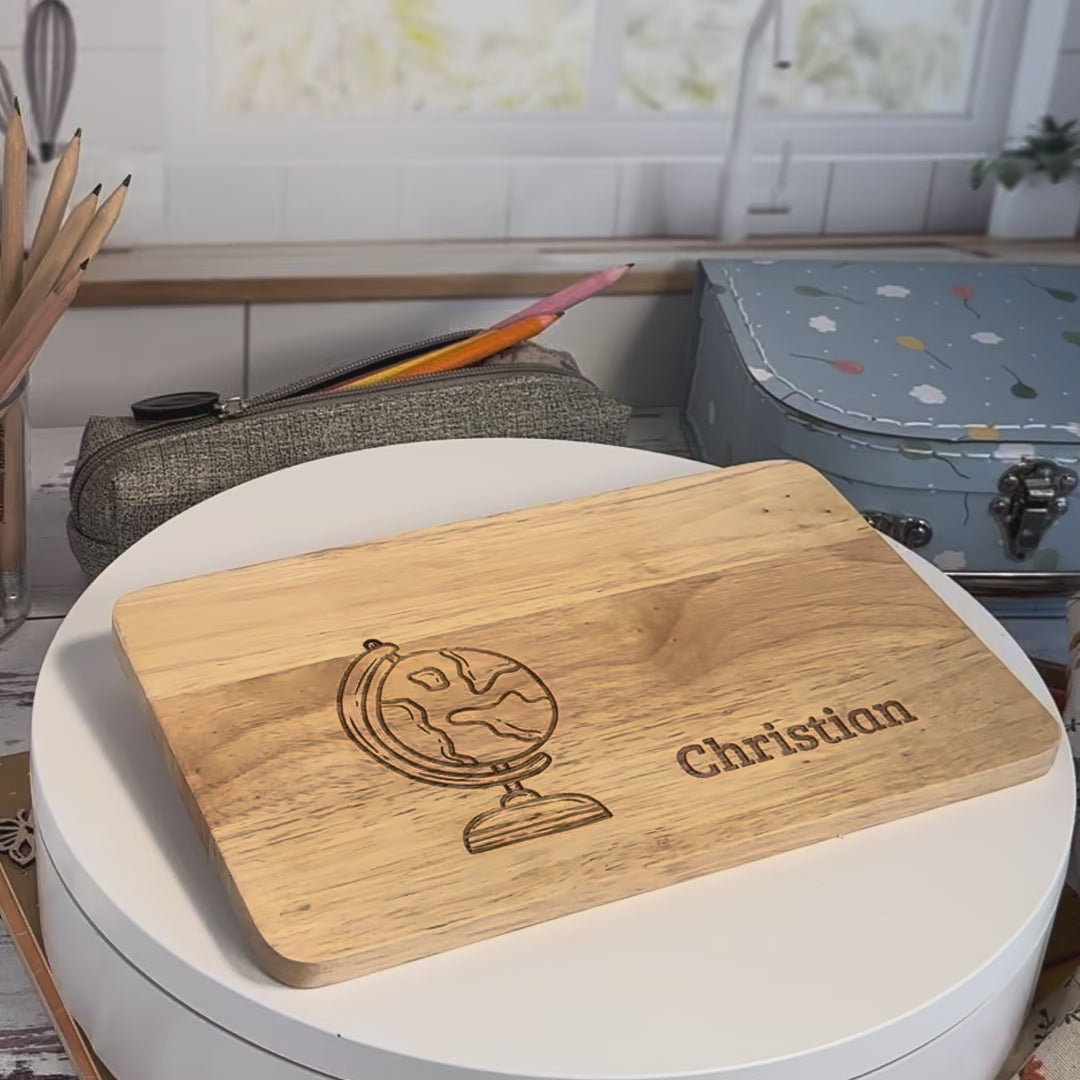Frühstücksbrett Holz Globus – Christian