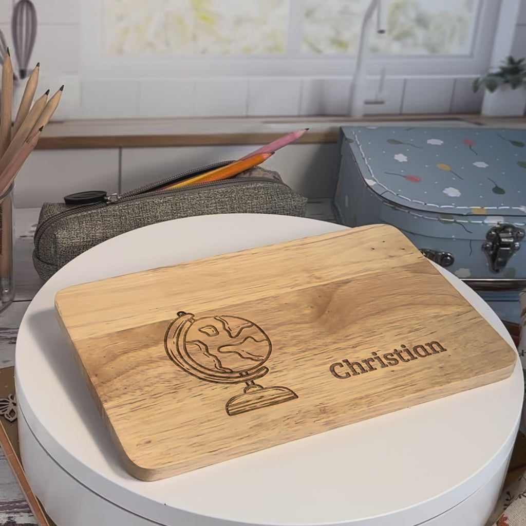 Frühstücksbrett Holz Globus – Christian
