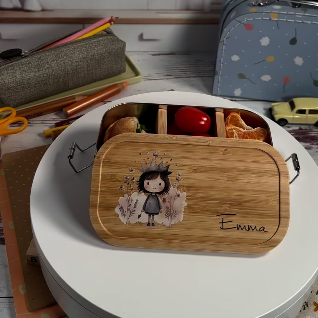 Personalisierte Brotdose Little Princess, farbig bedruckt - Edelstahl mit Bambusdeckel.